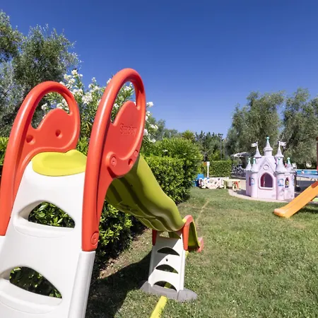 Detached With 2 Bathrooms Lupetto