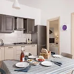 Villa Detached With 2 Bathrooms *