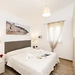 Detached With 2 Bathrooms * Vieste